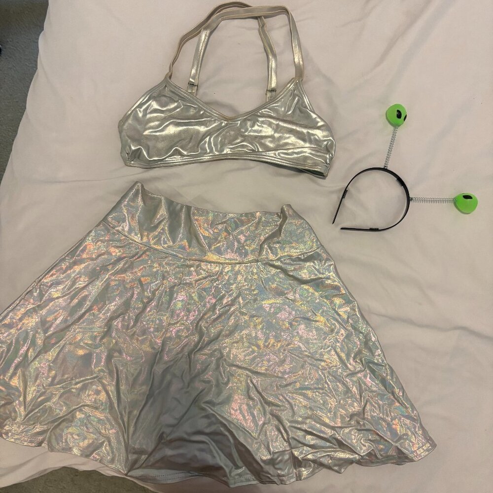 Cute silver skirt set for alien costume